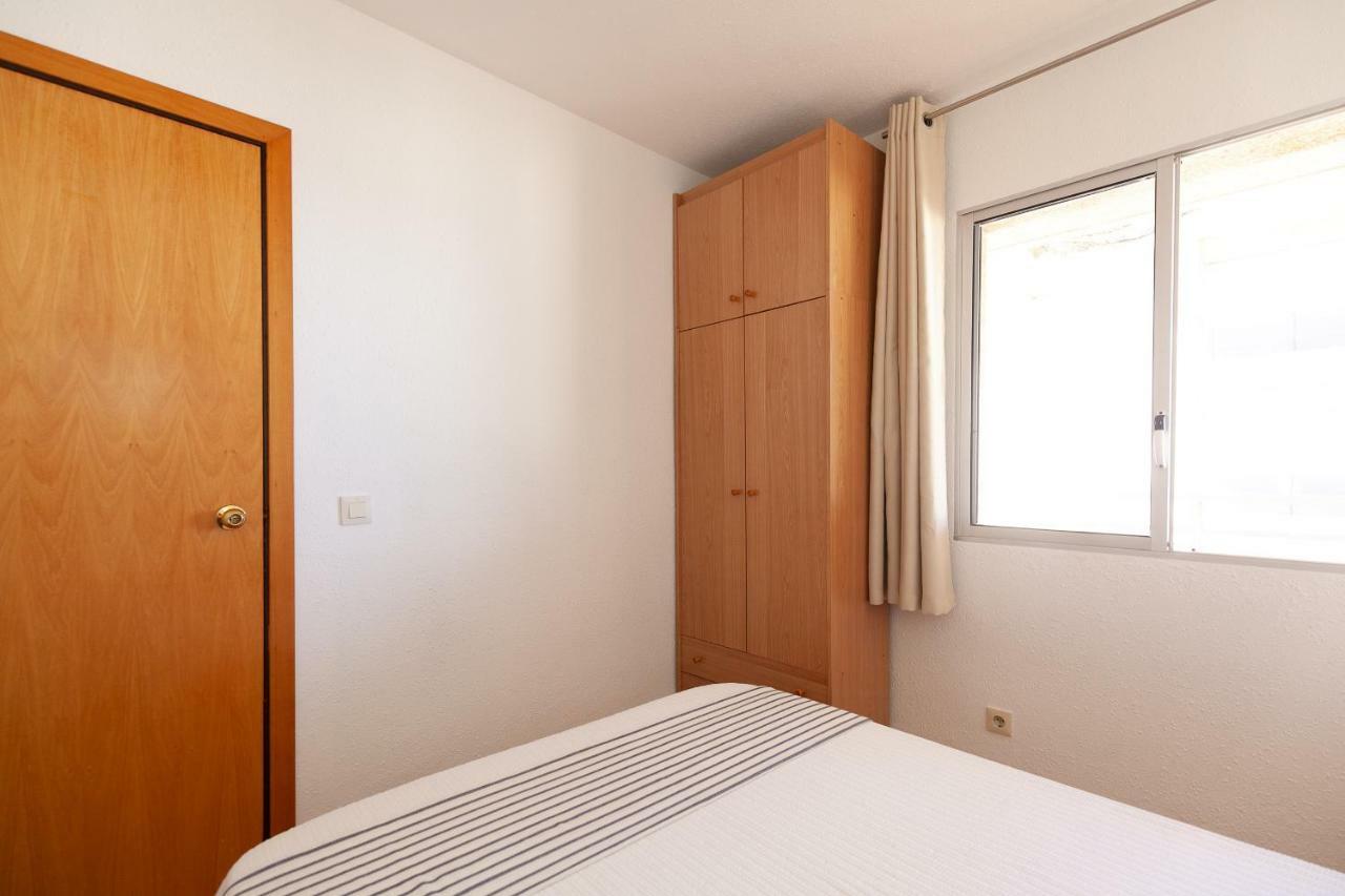 Uhc Tucan Apartments Камбрильс Экстерьер фото
